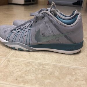 Size 8 Nike Training Nike Free